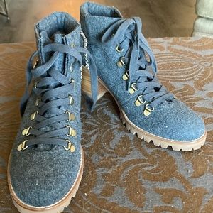 Jack Rogers round toe grey/gold, almost new lug sole booties